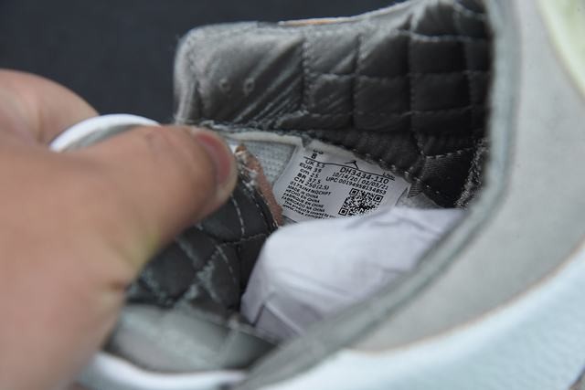 Jordan 3 Retro A Ma Maniere Jordan 3 Retro A Ma Maniere