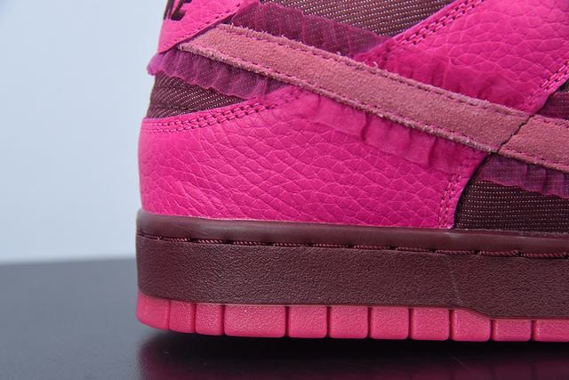 Nike Dunk Low Valentine’s Day Nike Dunk Low Valentine’s Day