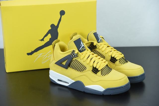 Jordan 4 Retro Lightning (2021) Jordan 4 Retro Lightning (2021)