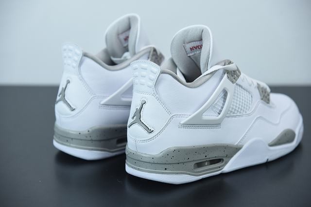 Air Jordan 4“White Oreo Air Jordan 4“White Oreo