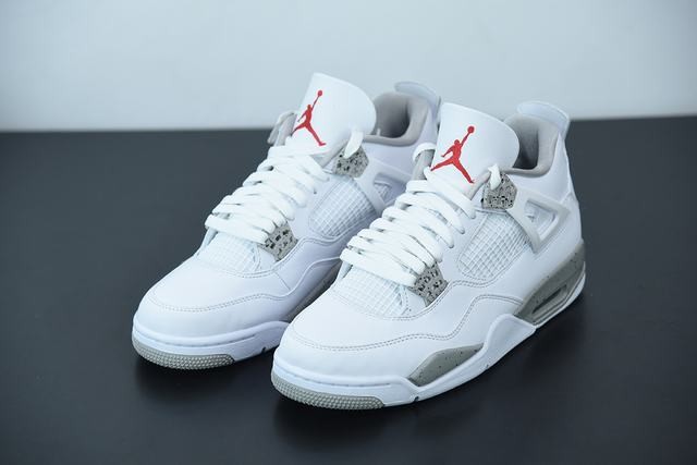 Air Jordan 4“White Oreo Air Jordan 4“White Oreo