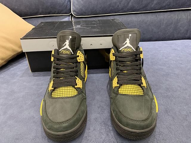 Jordan 4 Retro Thunder Jordan 4 Retro Thunder