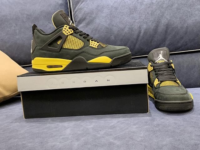 Jordan 4 Retro Thunder Jordan 4 Retro Thunder