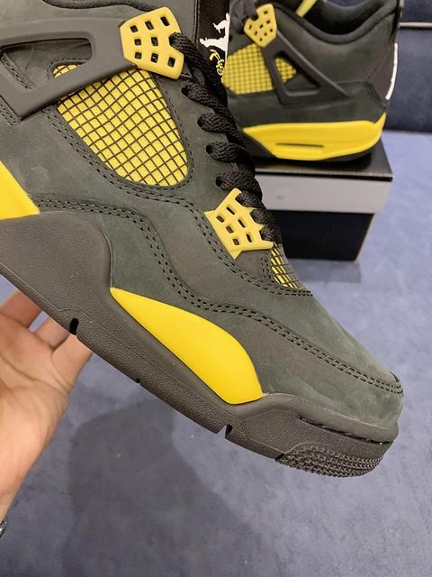Jordan 4 Retro Thunder Jordan 4 Retro Thunder