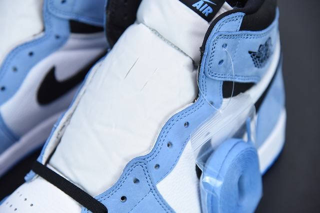 Air Jordan 1 High OG “University Blue Air Jordan 1 High OG “University Blue