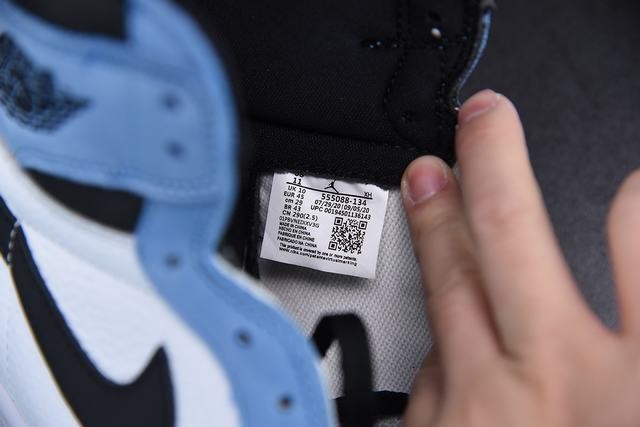 Air Jordan 1 High OG “University Blue Air Jordan 1 High OG “University Blue