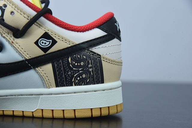 Off-White x Nk Dunk Low SE Off-White x Nk Dunk Low SE