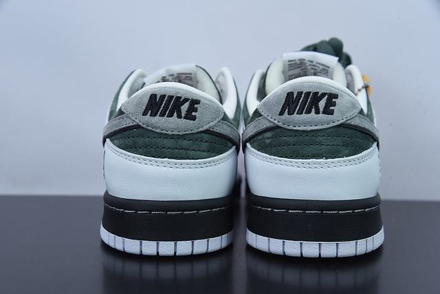 Nk SB Dunk Low Nk SB Dunk Low