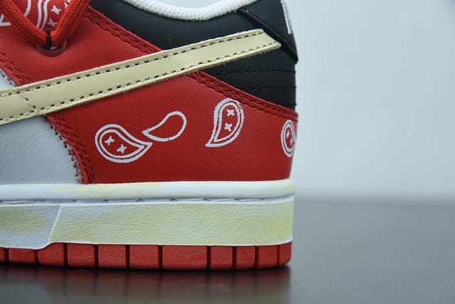 Off-White x Nk Dunk Low “University Red” Off-White x Nk Dunk Low “University Red”