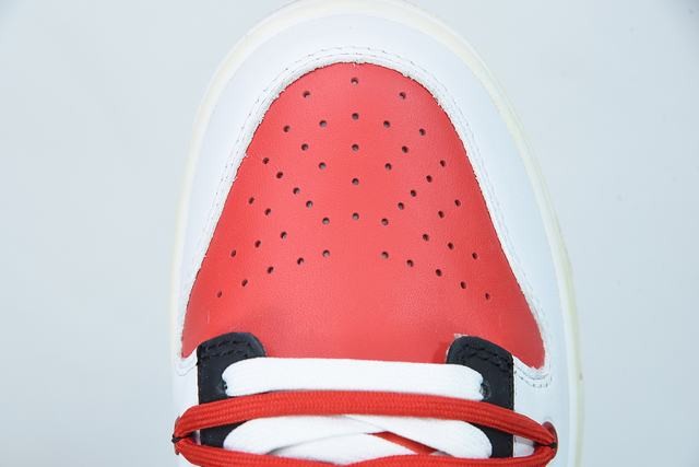 Off-White x Nk Dunk Low “University Red” Off-White x Nk Dunk Low “University Red”