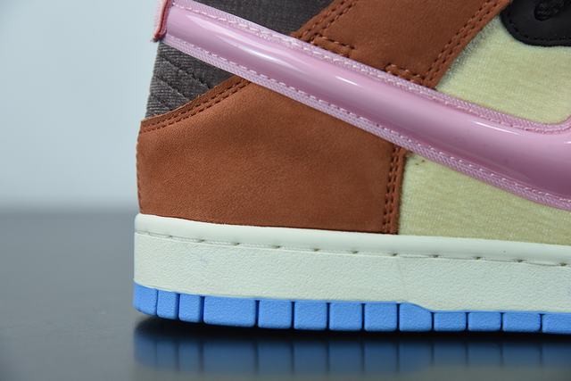 Nk SB Dunk Low Pro QS Nk SB Dunk Low Pro QS