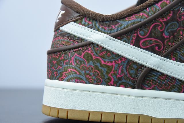 Nk SB Dunk Low “Paisley” Nk SB Dunk Low “Paisley”