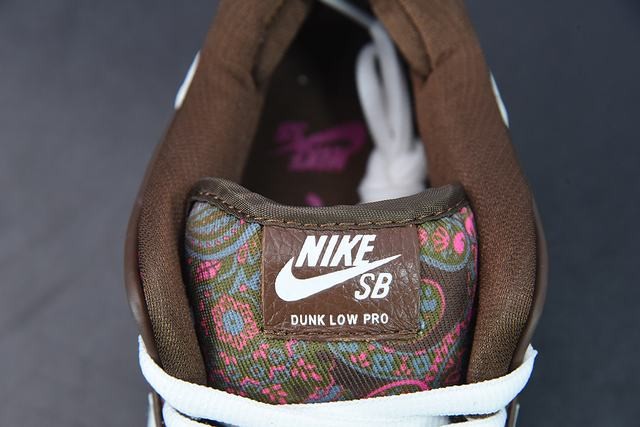 Nk SB Dunk Low “Paisley” Nk SB Dunk Low “Paisley”