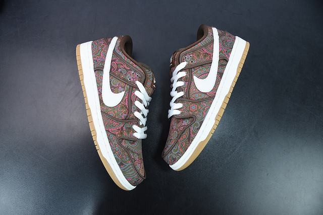 Nk SB Dunk Low “Paisley” Nk SB Dunk Low “Paisley”