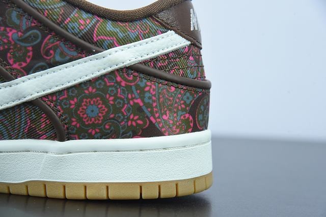 Nk SB Dunk Low “Paisley” Nk SB Dunk Low “Paisley”