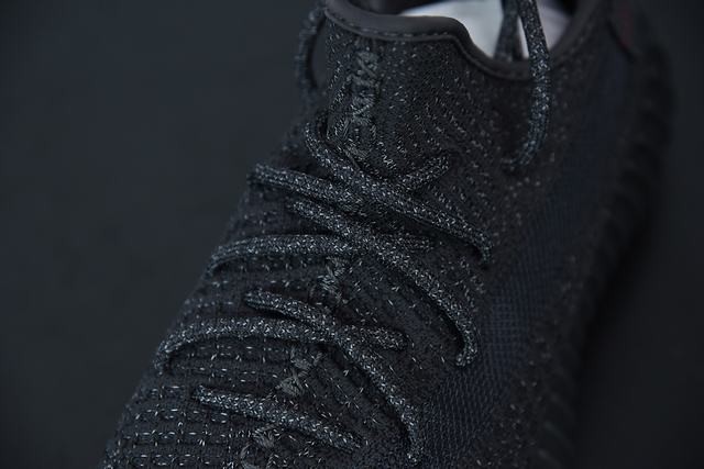 YEEZY BOOST 350 V2 “Static” YEEZY BOOST 350 V2 “Static”