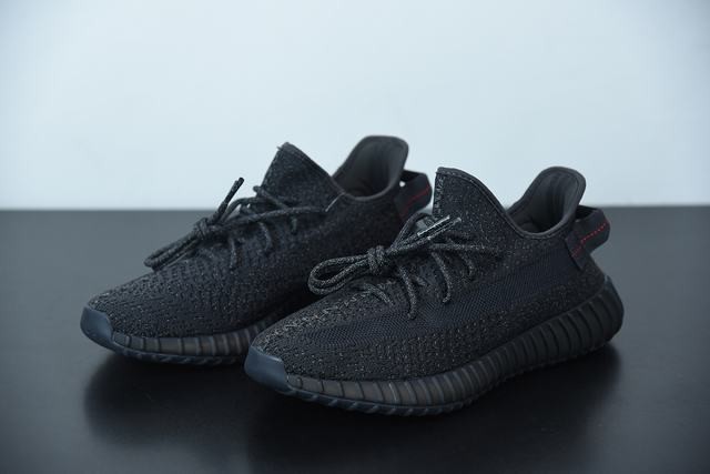 YEEZY BOOST 350 V2 “Static” YEEZY BOOST 350 V2 “Static”