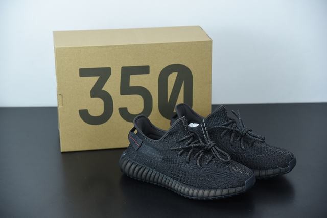 YEEZY BOOST 350 V2 “Static” YEEZY BOOST 350 V2 “Static”