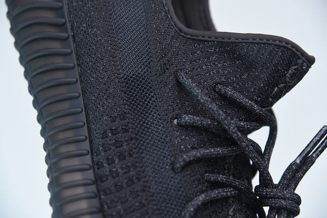 YEEZY BOOST 350 V2 “Static” YEEZY BOOST 350 V2 “Static”