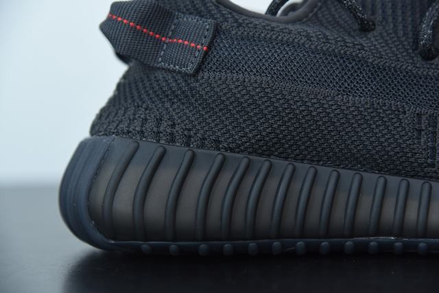 YEEZY BOOST 350 V2 Black(Non-Reflective) YEEZY BOOST 350 V2 Black(Non-Reflective)