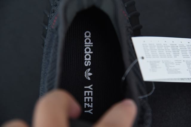 YEEZY BOOST 350 V2 Black(Non-Reflective) YEEZY BOOST 350 V2 Black(Non-Reflective)
