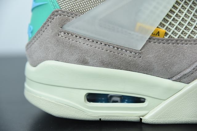 Air Jordan 4“ Taupe Haze” Air Jordan 4“ Taupe Haze”