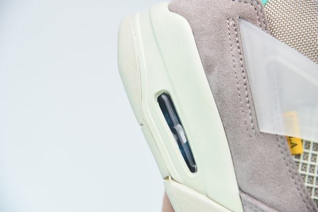 Air Jordan 4“ Taupe Haze” Air Jordan 4“ Taupe Haze”