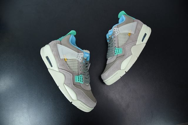 Air Jordan 4“ Taupe Haze” Air Jordan 4“ Taupe Haze”