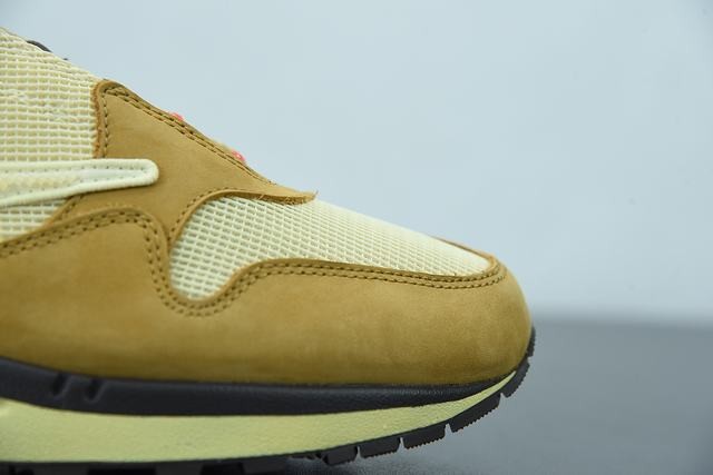 Travis Scott x Nike Air Max 1 Colorway Has Surfaced (LGR) Travis Scott x Nike Air Max 1 Colorway Has Surfaced (LGR)
