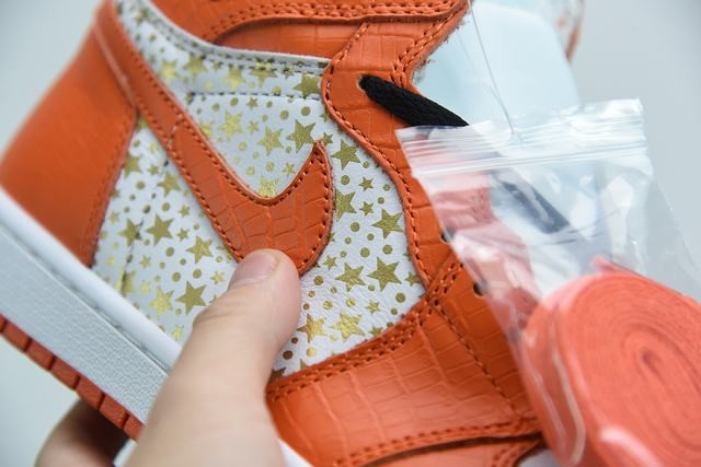 AJ1 supreme Blue Stars AJ1 supreme Blue Stars