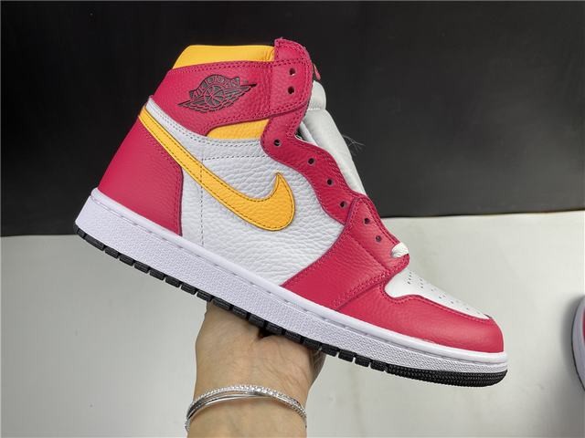 Air Jordan 1 High OG“Light Fusion Red” Air Jordan 1 High OG“Light Fusion Red”