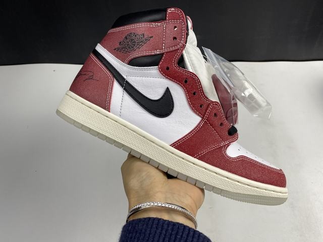 Trophy Room x Air Jordan 1 High OG Trophy Room x Air Jordan 1 High OG