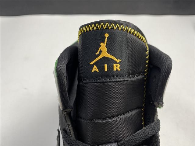 Air Jordan 1 Mid SE Air Jordan 1 Mid SE