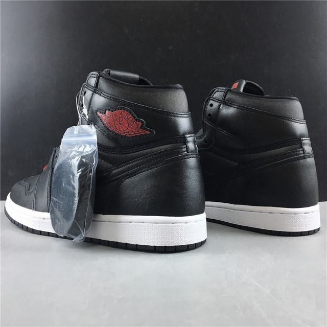 Air Jordan 1 “Black Satin” Air Jordan 1 “Black Satin”