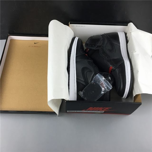 Air Jordan 1 “Black Satin” Air Jordan 1 “Black Satin”
