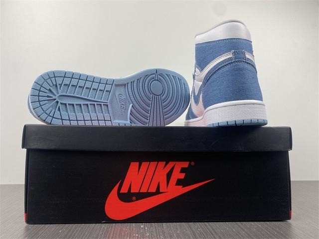 Air Jordan 1 High OG WMNS “Denim Air Jordan 1 High OG WMNS “Denim