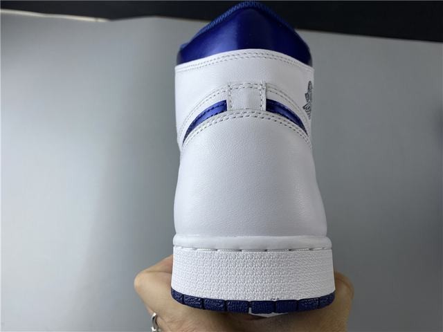 Air Jordan 1 OG “Metallic Navy Air Jordan 1 OG “Metallic Navy