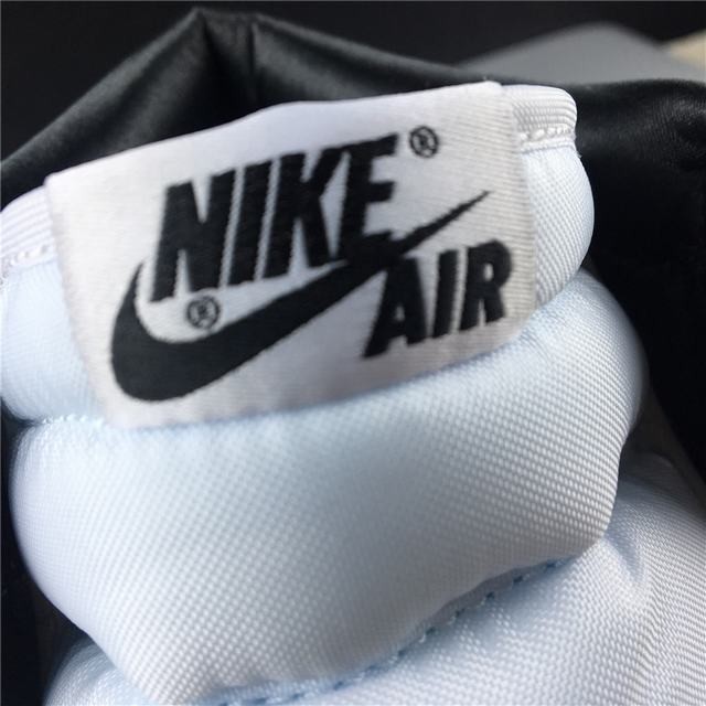 Air Jordan 1 satin WMNS BLACK TOE Air Jordan 1 satin WMNS BLACK TOE