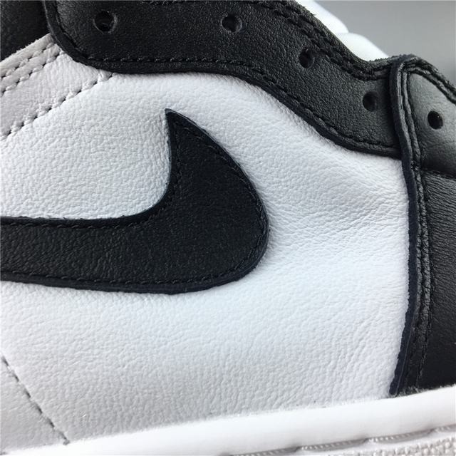 Air Jordan 1 satin WMNS BLACK TOE Air Jordan 1 satin WMNS BLACK TOE