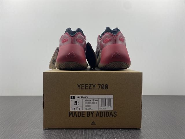Yeezy 700 V3 “Fade Carbon” Yeezy 700 V3 “Fade Carbon”