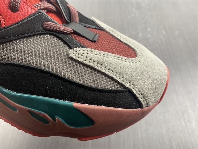 YEEZY BOOST 700 “Hi-Res Red” YEEZY BOOST 700 “Hi-Res Red”
