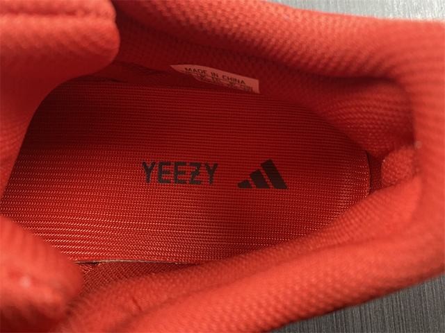 YEEZY BOOST 700 “Hi-Res Red” YEEZY BOOST 700 “Hi-Res Red”