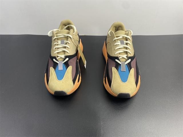 Yeezy 700 “Enflame Amber Yeezy 700 “Enflame Amber