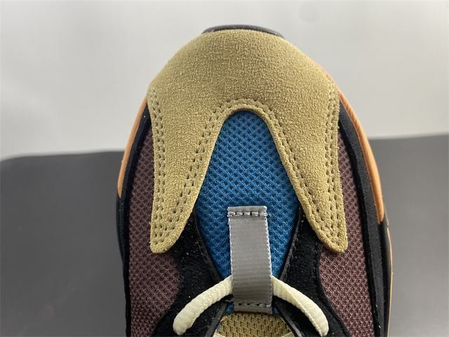 Yeezy 700 “Enflame Amber Yeezy 700 “Enflame Amber