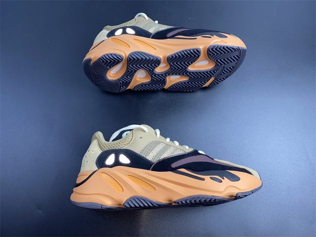 Yeezy 700 “Enflame Amber Yeezy 700 “Enflame Amber
