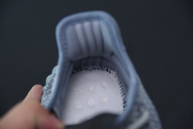 Adidas Yeezy Boost 350 V2 Ash Blue Adidas Yeezy Boost 350 V2 Ash Blue