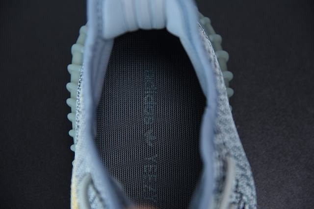 Adidas Yeezy Boost 350 V2 Ash Blue Adidas Yeezy Boost 350 V2 Ash Blue