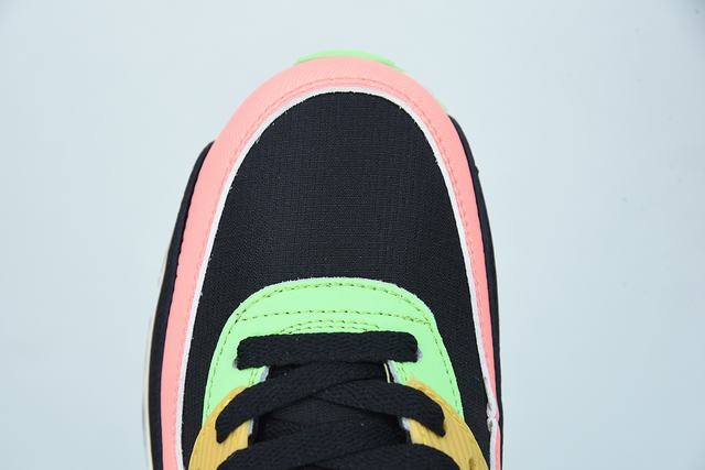 Nike Air Max 90 Atomic Pink Solar Flare Nike Air Max 90 Atomic Pink Solar Flare