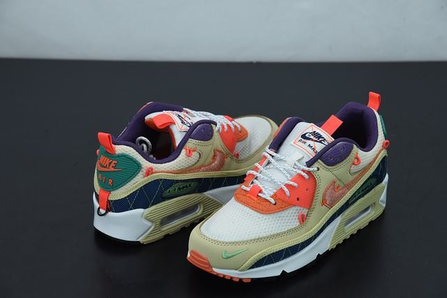 Nike Air Max 90 Trail Team Gold Nike Air Max 90 Trail Team Gold