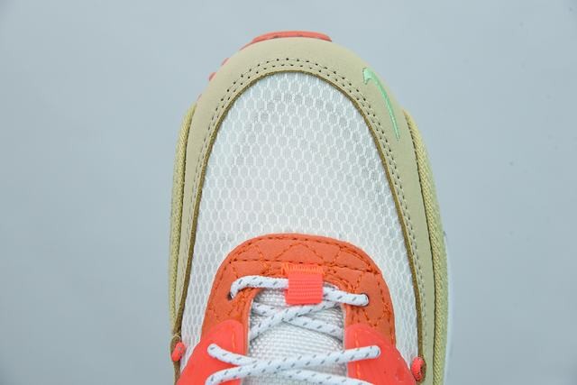 Nike Air Max 90 Trail Team Gold Nike Air Max 90 Trail Team Gold